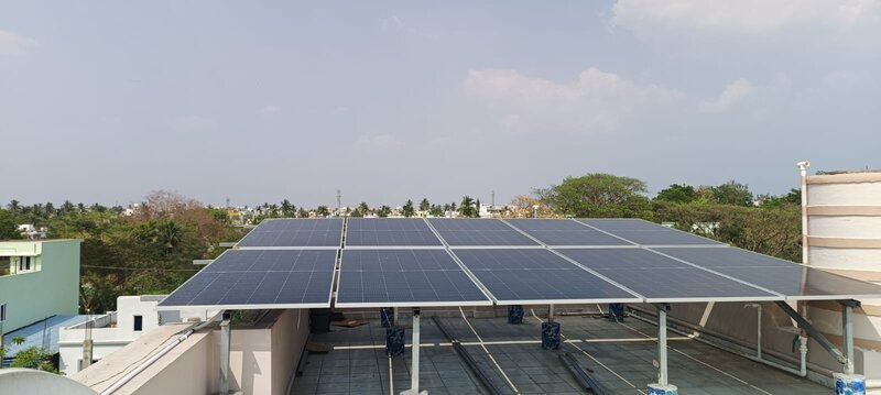Large rooftop solar panel installation