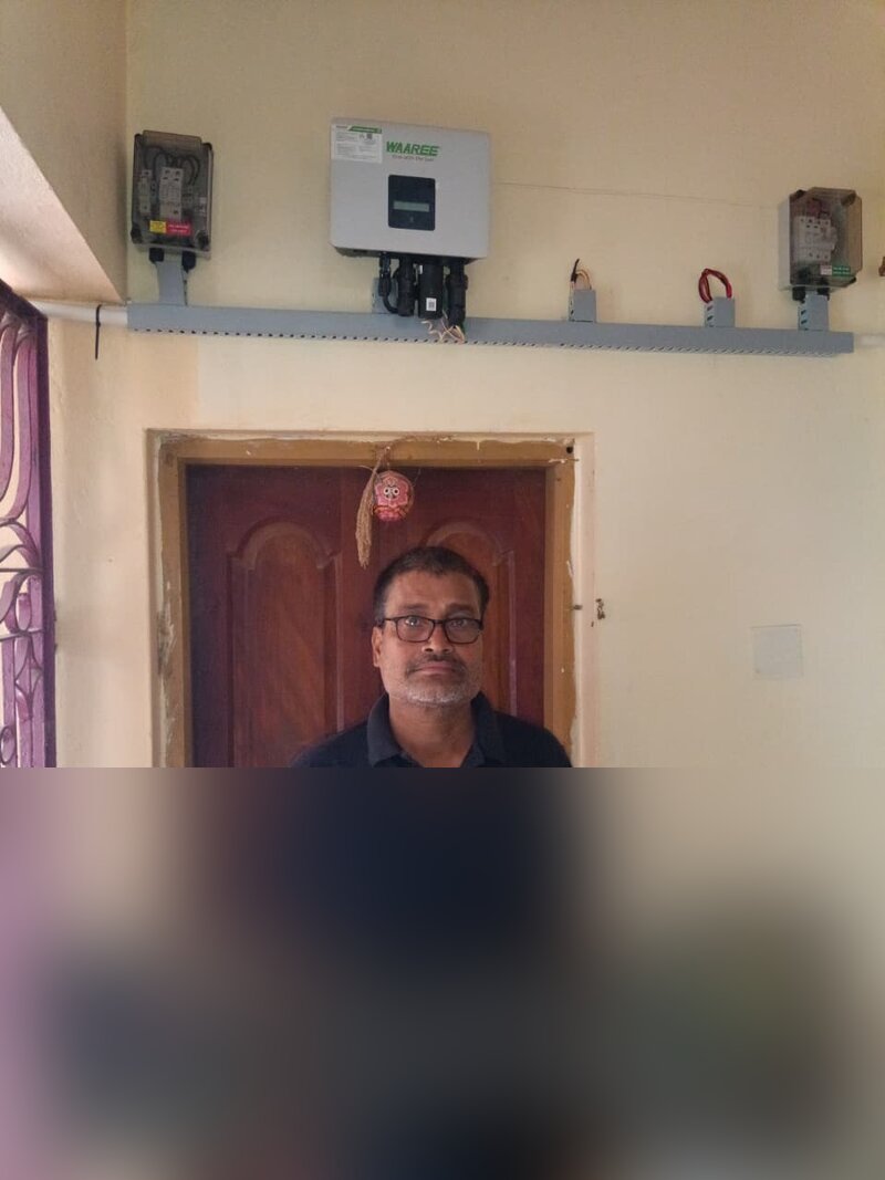 Solar inverter setup with WAAREE inverter