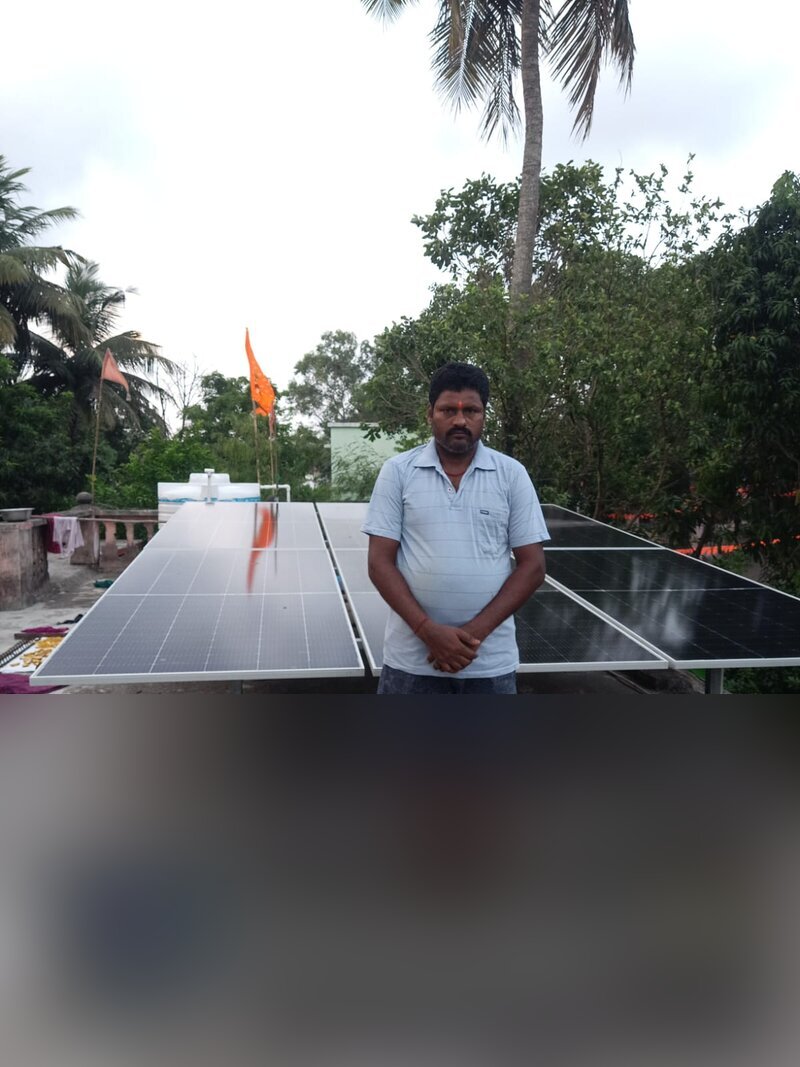 Rooftop solar panels with client